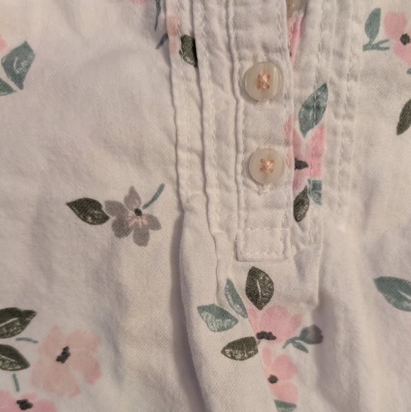 Carters Top - Picture 2 of 3